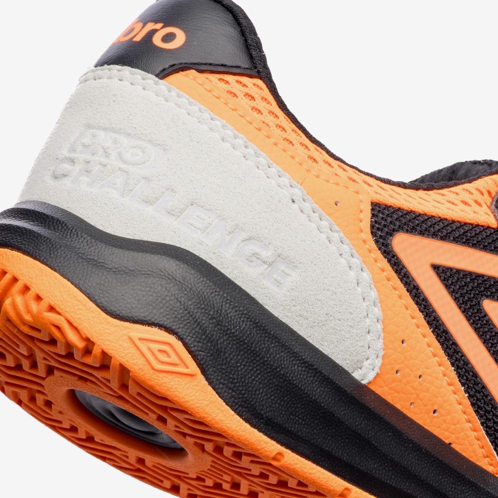 Chuteira Futsal Umbro Pro Challenge Uptake Preto/Laranja 7