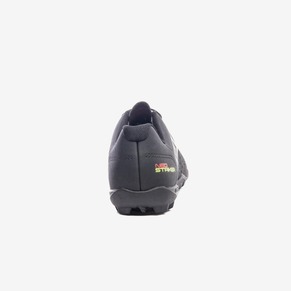 Chuteira Society Umbro Neo Striker Preto/Branco 6