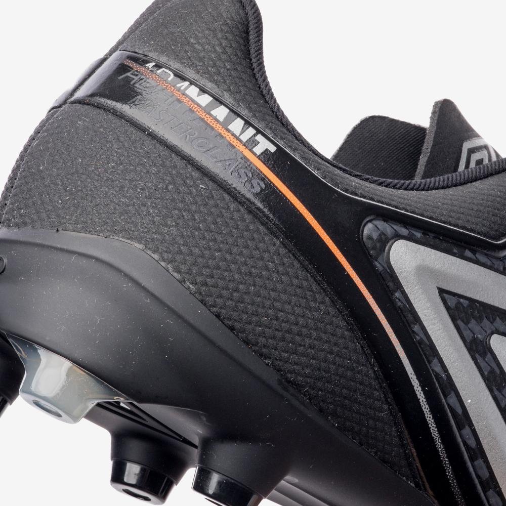 Chuteira Campo Umbro Adamant Master Class Club Preto 7