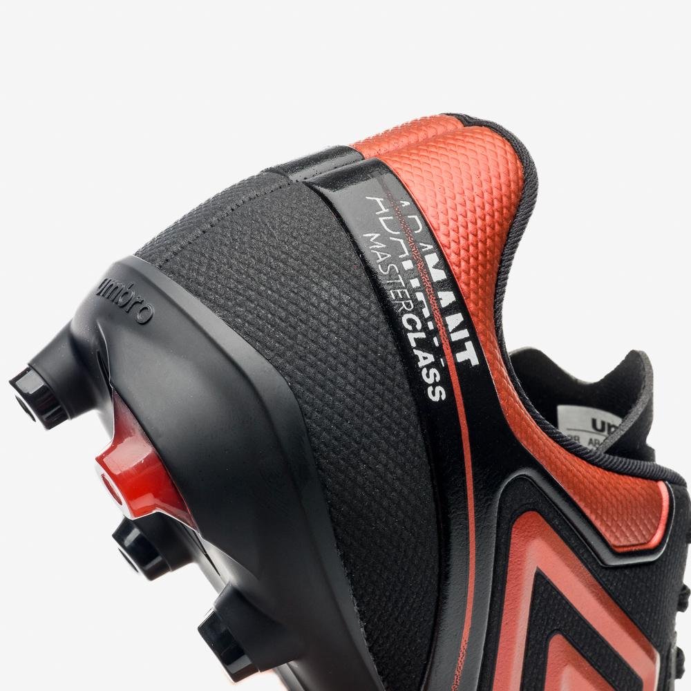 Chuteira Campo Umbro Adamant Master Class Club Preto/Vermelho 7