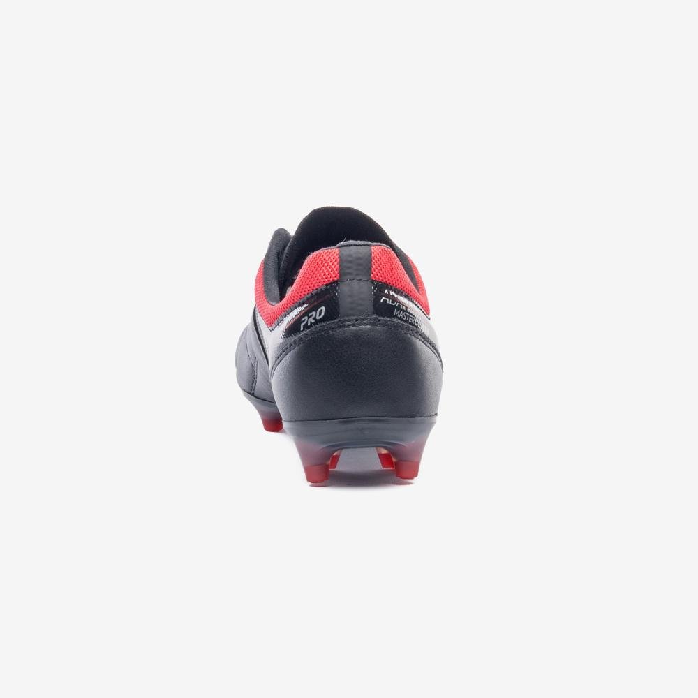 Chuteira Campo Umbro Adamant Master Class Pro Preto/Vermelho 6