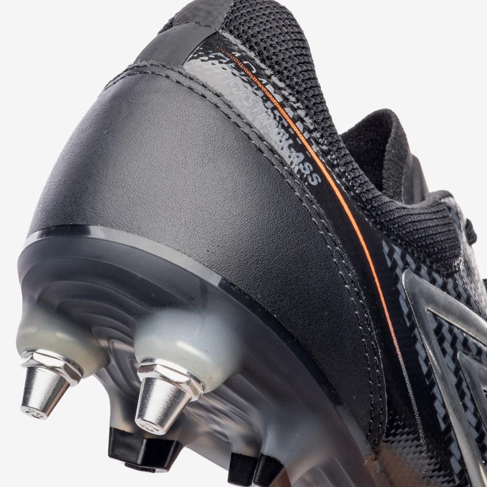 Chuteira Campo Umbro Adamant Master Class Pro Sg Preto/Laranja 8
