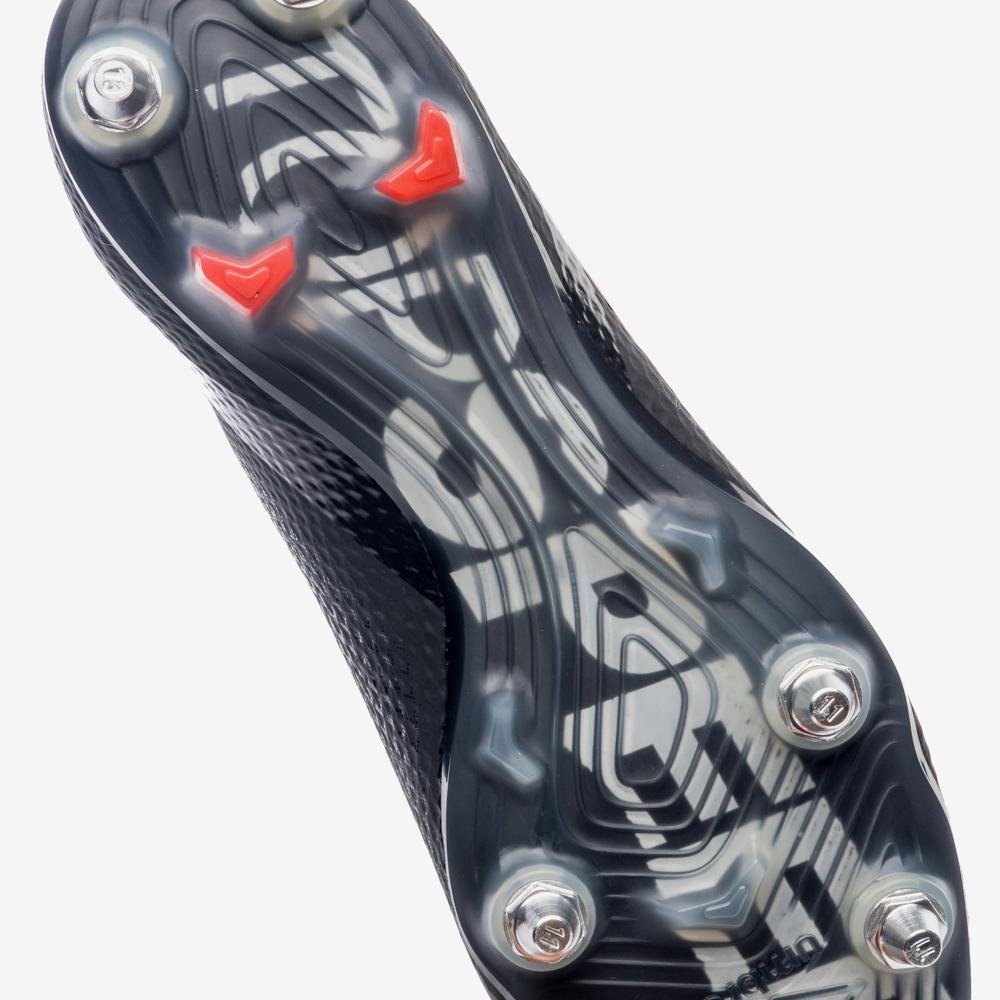 Chuteira Campo Umbro Adamant Top Speed Pro Sg Preto/Vermelho 9