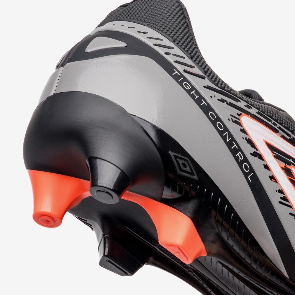 Chuteira Campo Umbro Gravity Preto/Laranja 7