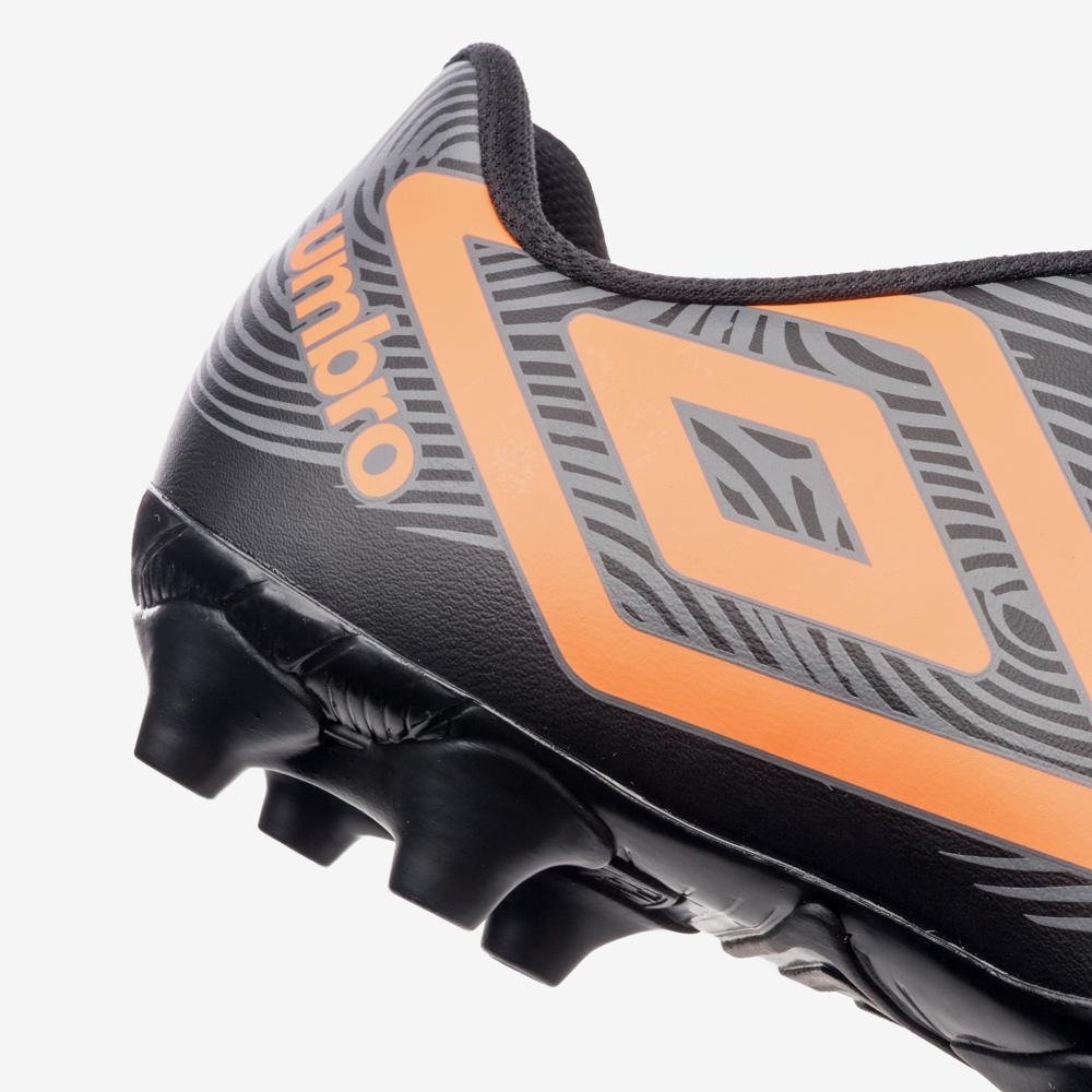 Chuteira Campo Umbro Orbit Preto/Cinza 8