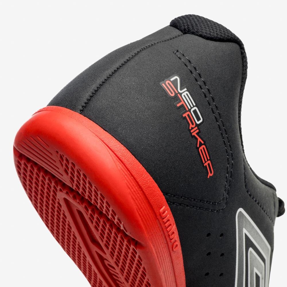 Chuteira Futsal Umbro Neo Striker Preto 7