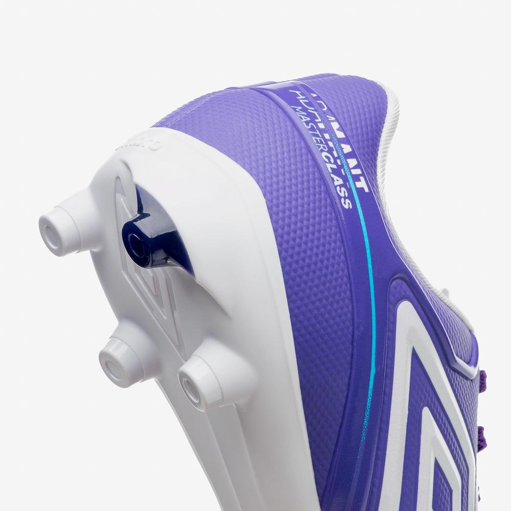 Chuteira Campo Umbro Adamant Master Class Club Branco/Roxo 9