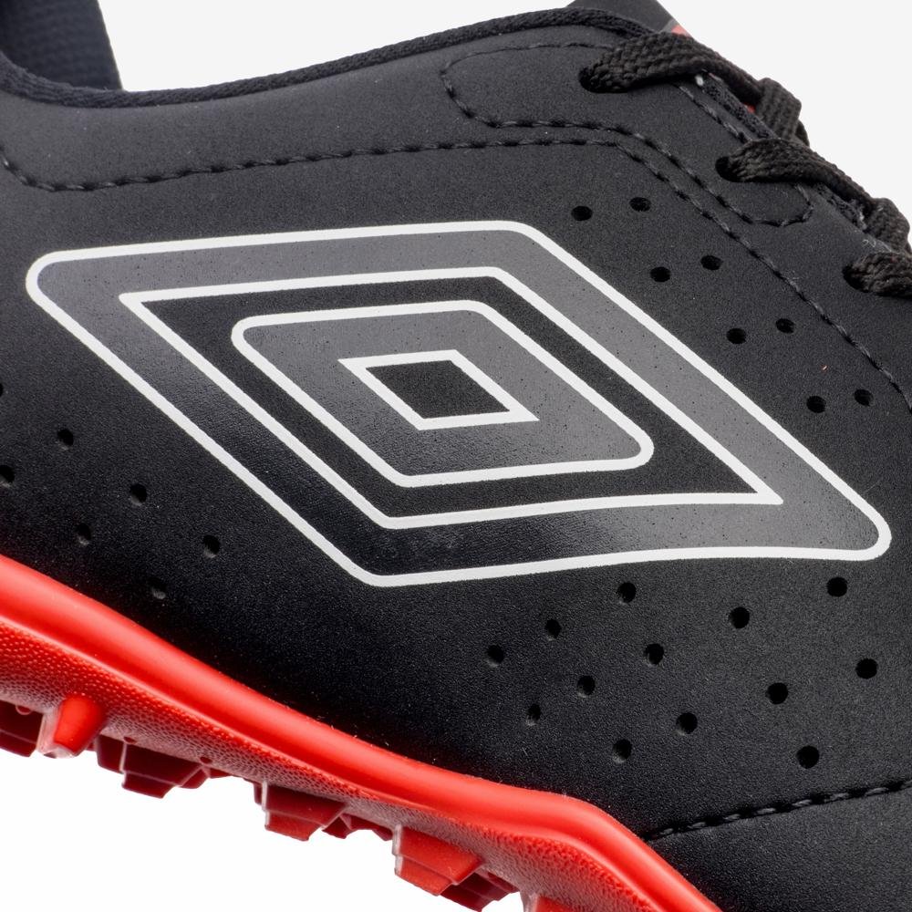 Chuteira Society Umbro Neo Striker Preto 8