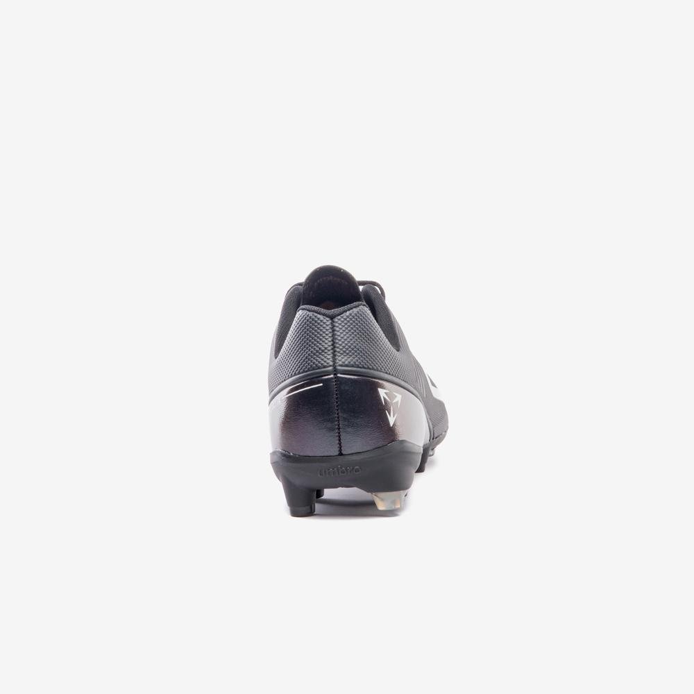Chuteira Campo Umbro Velocita Decimo Club Preto 6