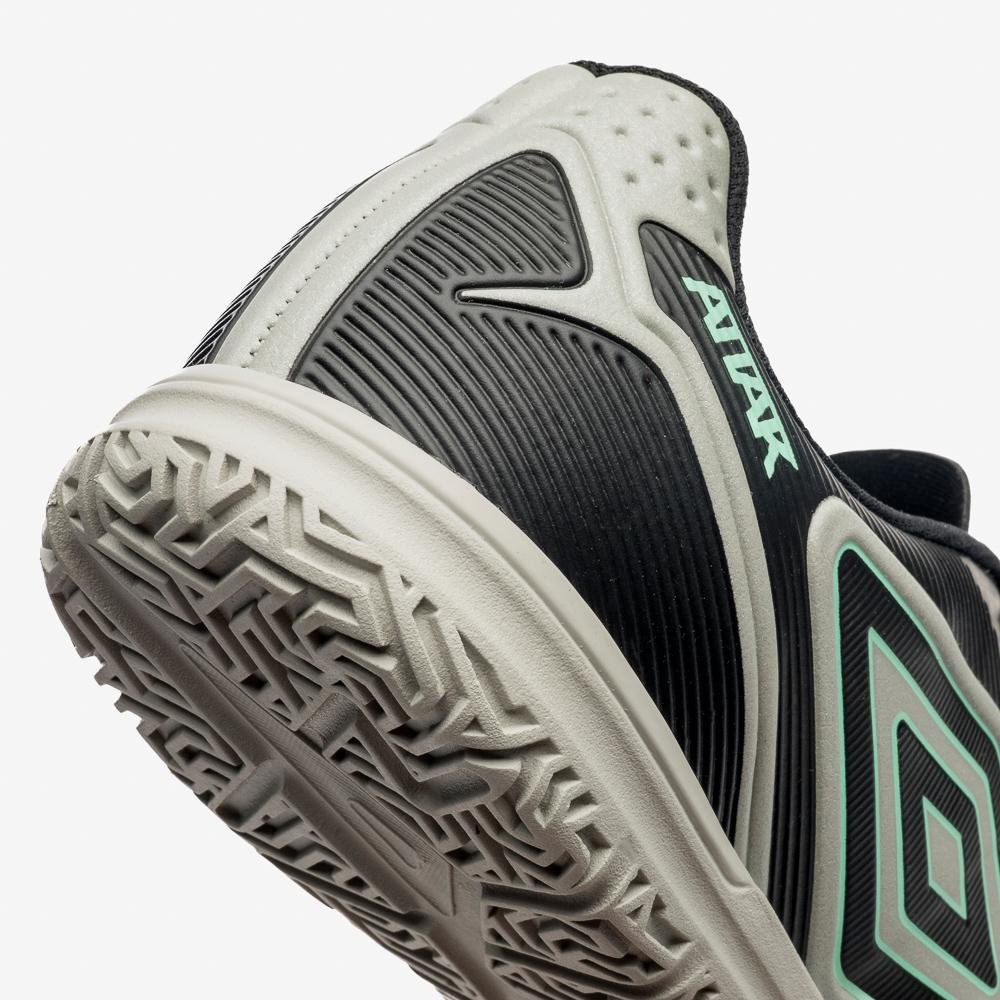 Chuteira Futsal Umbro Attak Iii Cinza 7