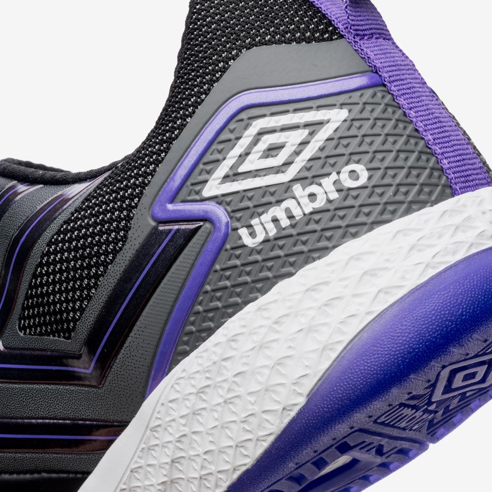 Chuteira Futsal Umbro Pro 5 Bump Preto/Roxo 8