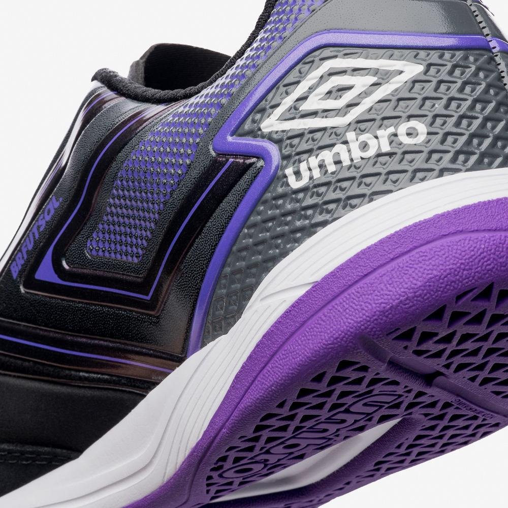 Chuteira Futsal Umbro Pro 5 Bump Club Preto/Roxo 9