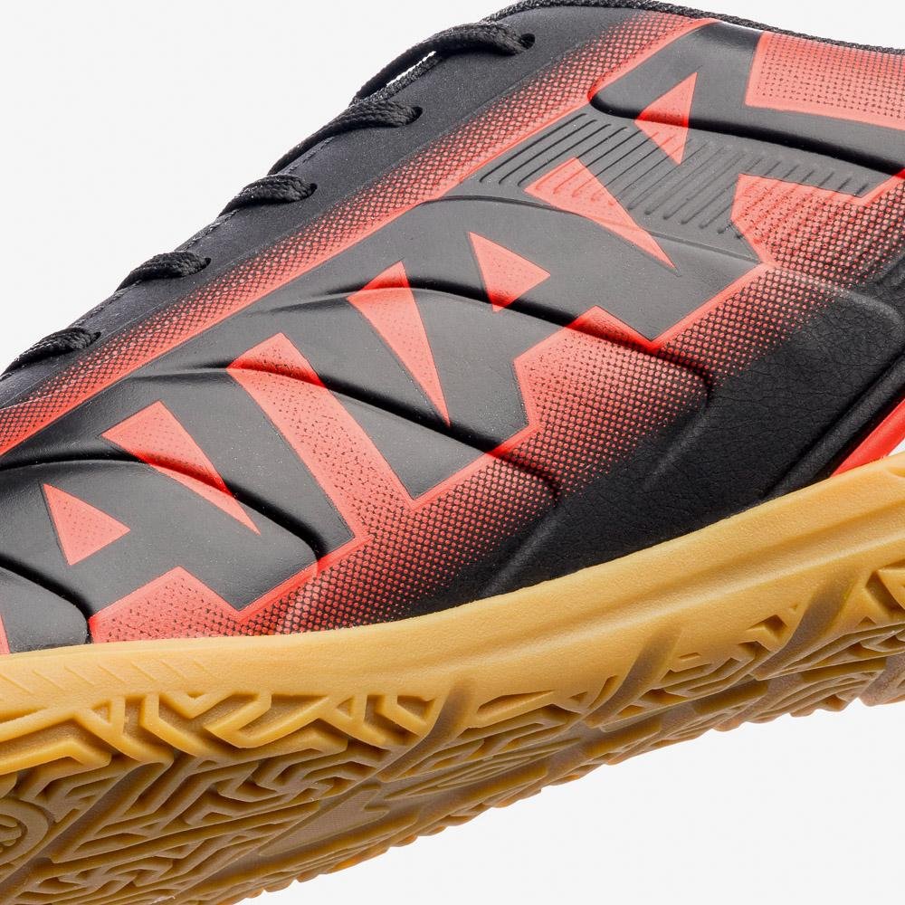 Chuteira Futsal Umbro Attak Iii Preto 8