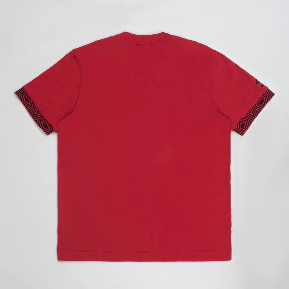Camiseta Masculina Umbro Cap Concentração 2026 Vermelho 2