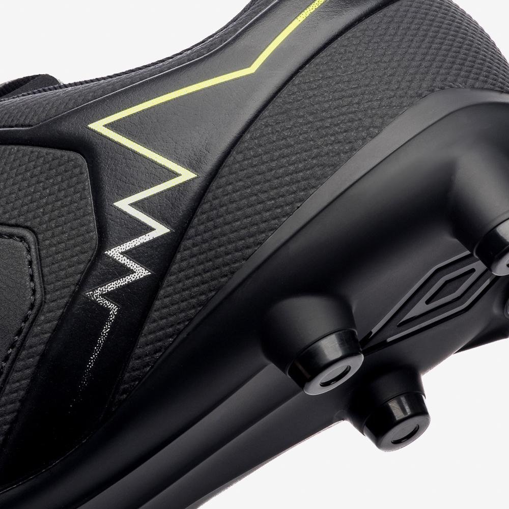 Chuteira Campo Umbro Master Class Club Preto 8