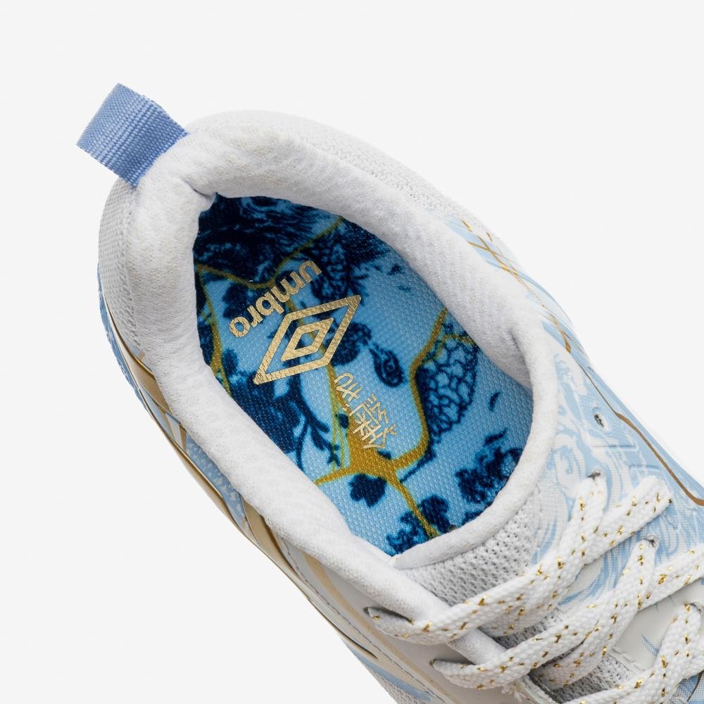 Chuteira Futsal Umbro Pro 5 Bump Kintsugi Branco/Dourado 10