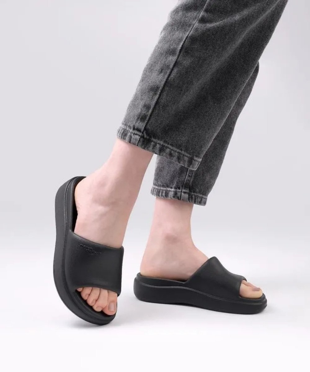 Chinelo Slide Feminino Piccadilly Marshmallow Preto Preto 13