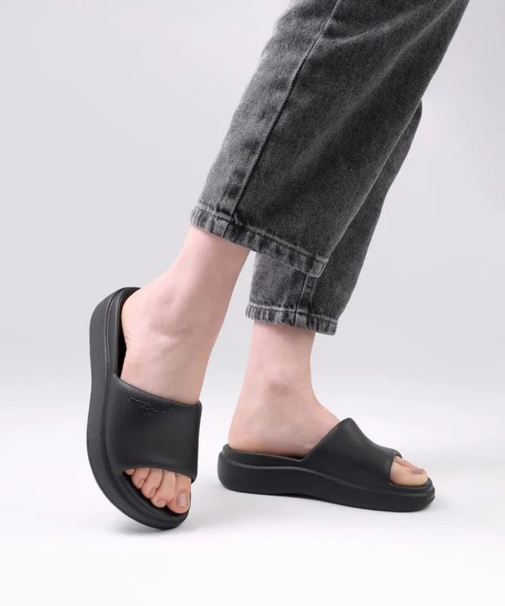 Chinelo Slide Feminino Piccadilly Marshmallow. Preto Preto 3