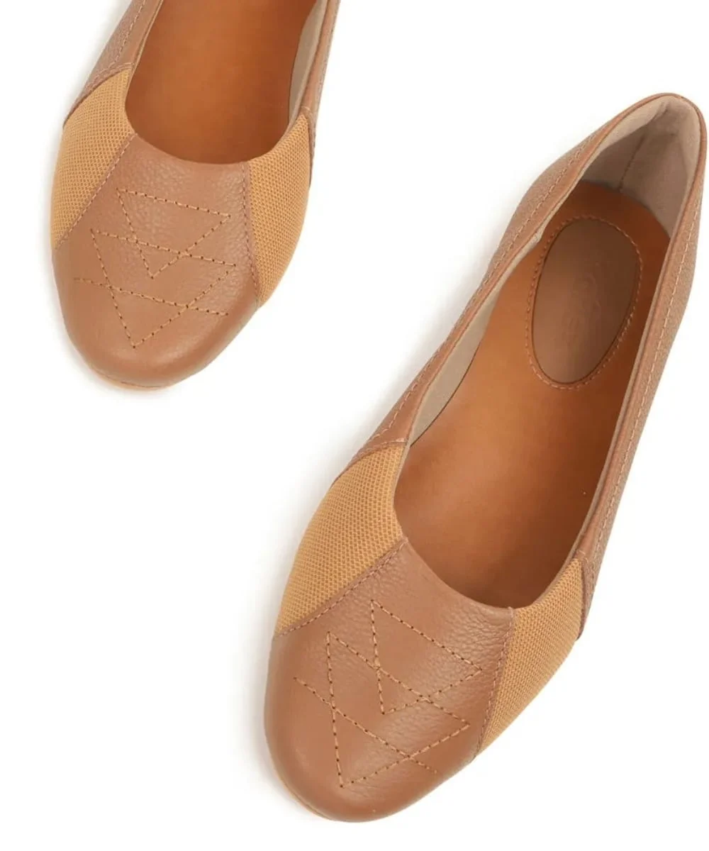 Sapatilha Feminina Usaflex Couro Bico Redondo Bordado Camel Marrom 8