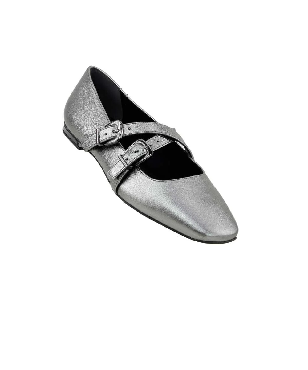 Sapatilha Loucos E Santos com Fivela Couro Grafite Prata 2