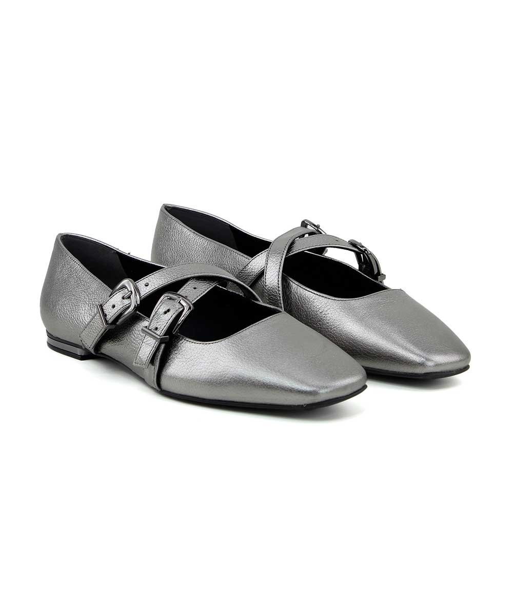 Sapatilha Loucos E Santos com Fivela Couro Grafite Prata 3