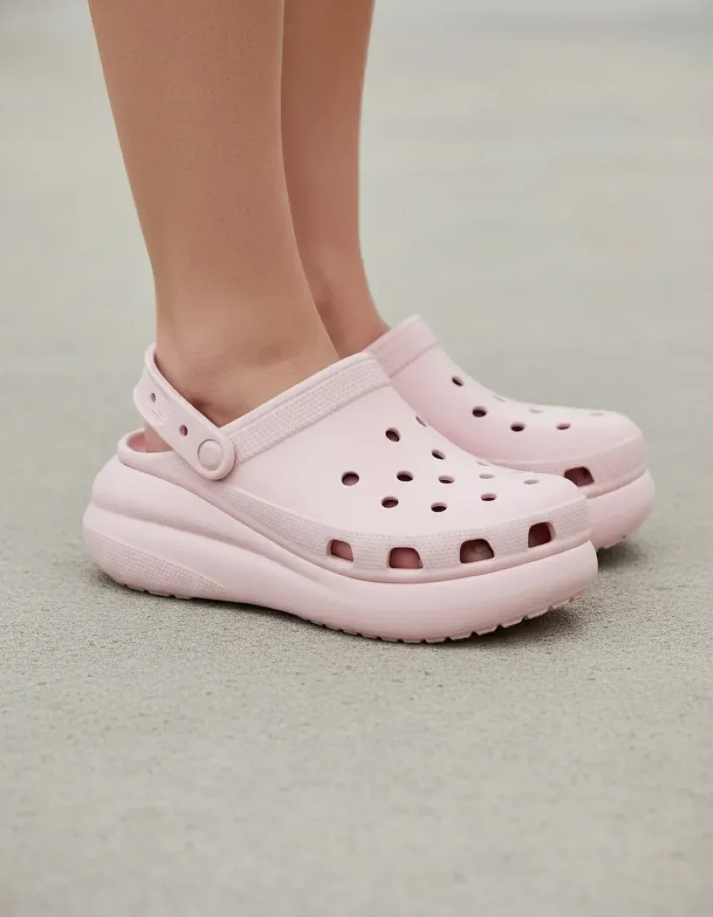 Sandália Crocs Crush Juice Rosa Claro Rosa 6