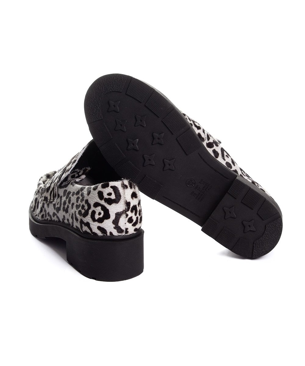 Mocassim Feminino Pixolé Salto Médio Couro Branco/Preto Animal Print 5