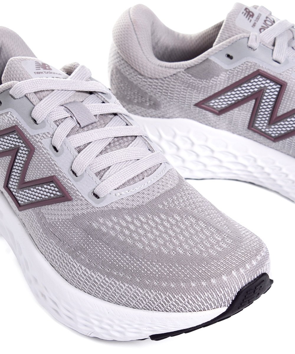 Tênis New Balance Fresh Foam X Evozv4 Cinza Cinza 4