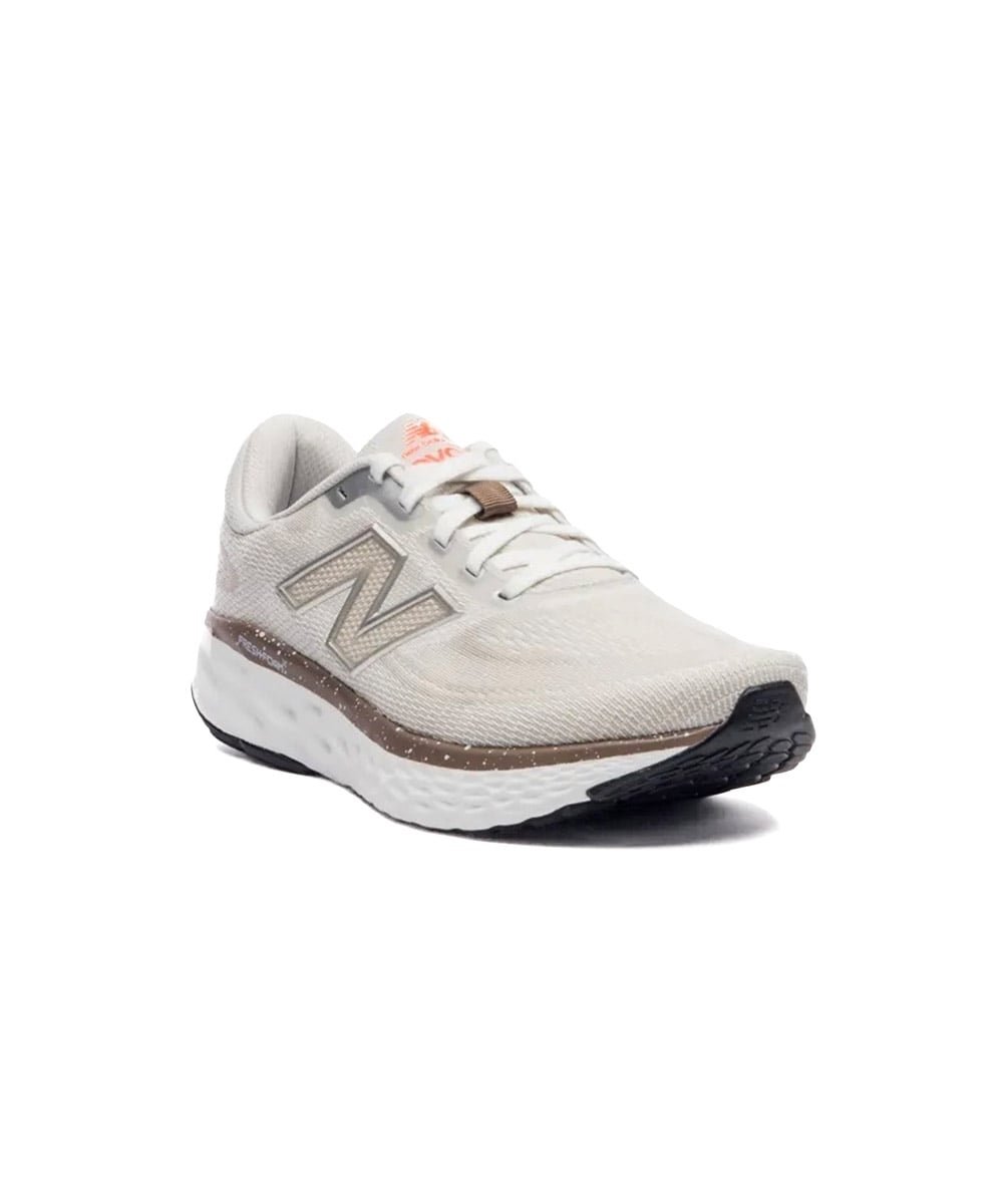 Tênis New Balance Fresh Foam X Evozv4 Off White Bege 3