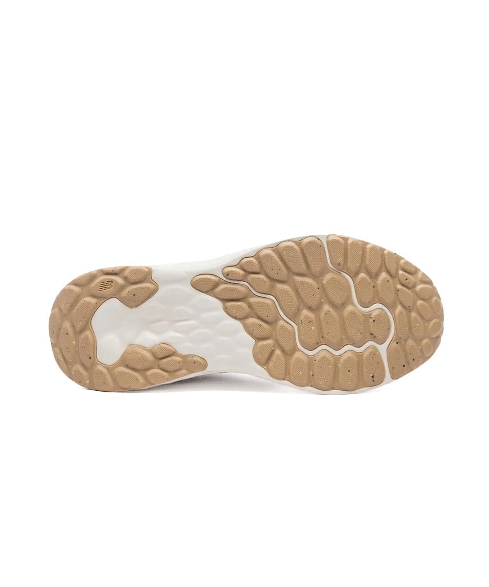 Tênis New Balance Fresh Foam Waris Feminino Bege Bege 7