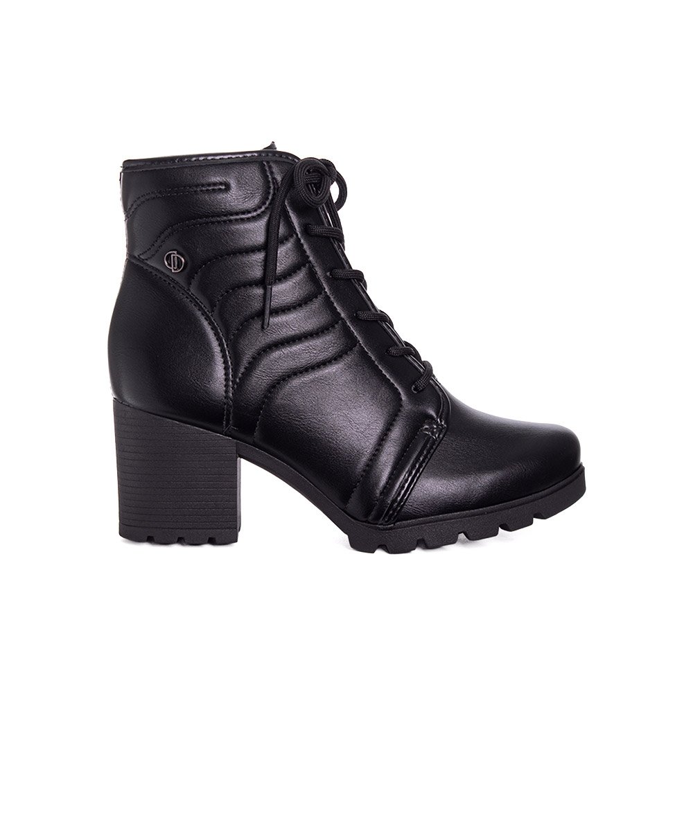Bota Cano Curto Dakota Matelassê Preto