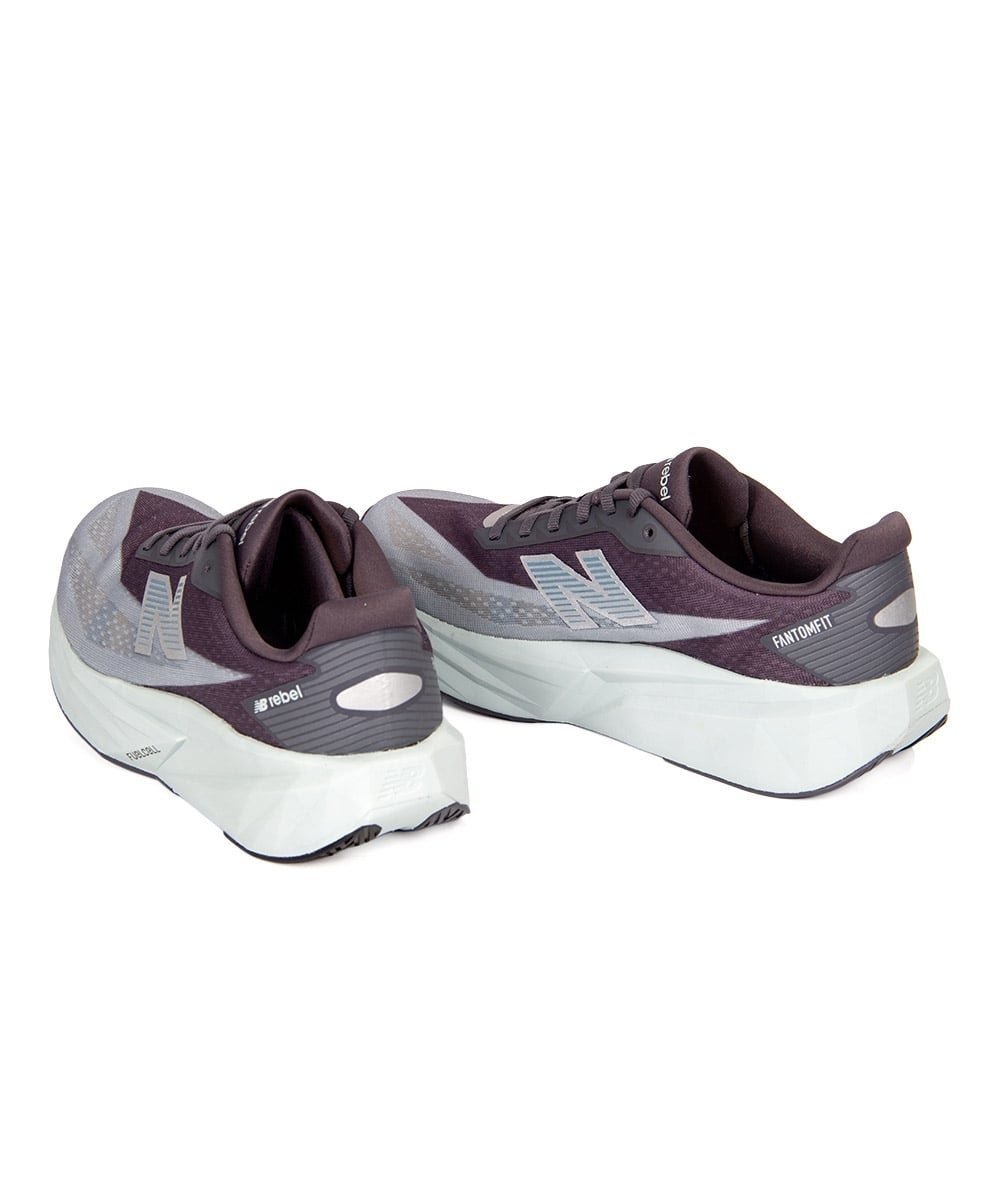 Tênis New Balance Fuelcell Rebel V5 Grafite Cinza 4