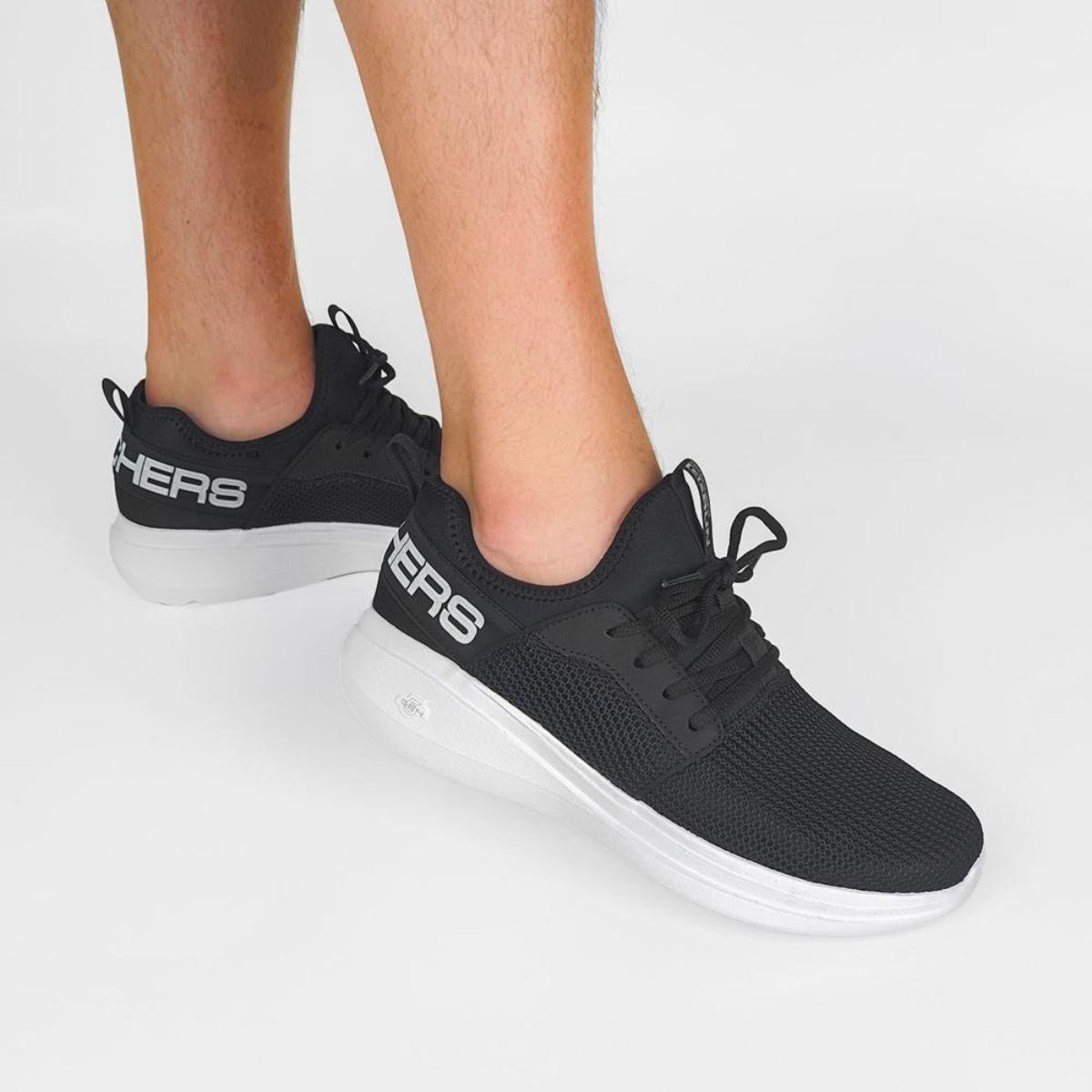 Tênis Skechers Masculino Go Run Fast Valor Preto 2