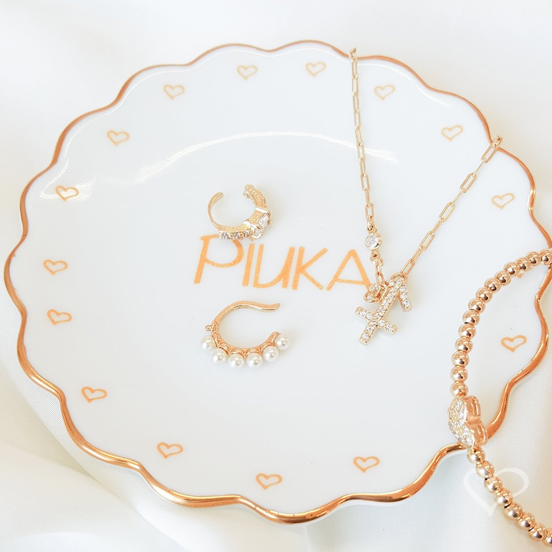 PRATINHO PORTA JOIA DO DIA PIUKA PORCELANA COM FILETE DE OURO Dourado 5