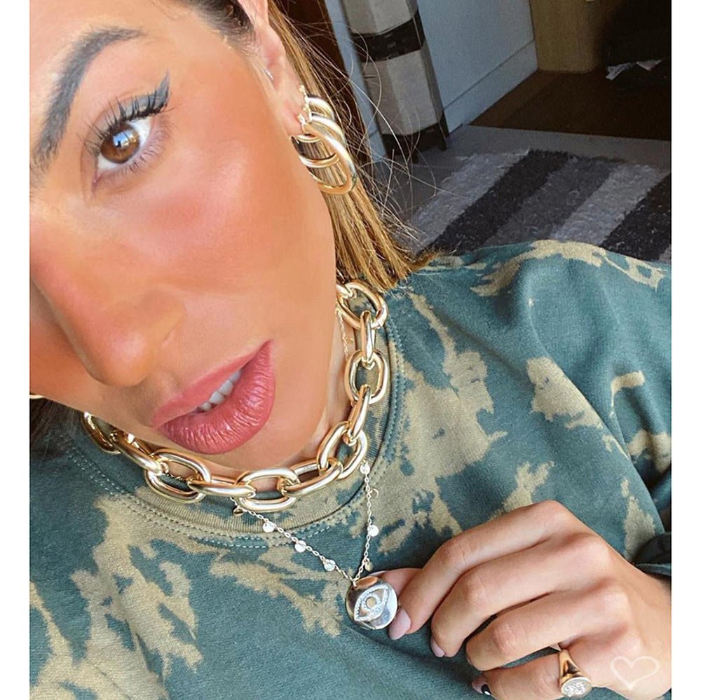 BRINCO DE ARGOLA TUBO NANA M FOLHEADO A OURO 18K Dourado 3