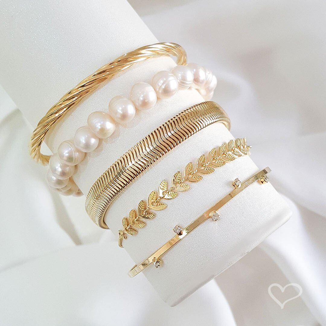 PULSEIRA FOLHEADA A OURO 18K AJUSTÁVEL KENDAL FOLHINHAS PIUKA Dourado 3