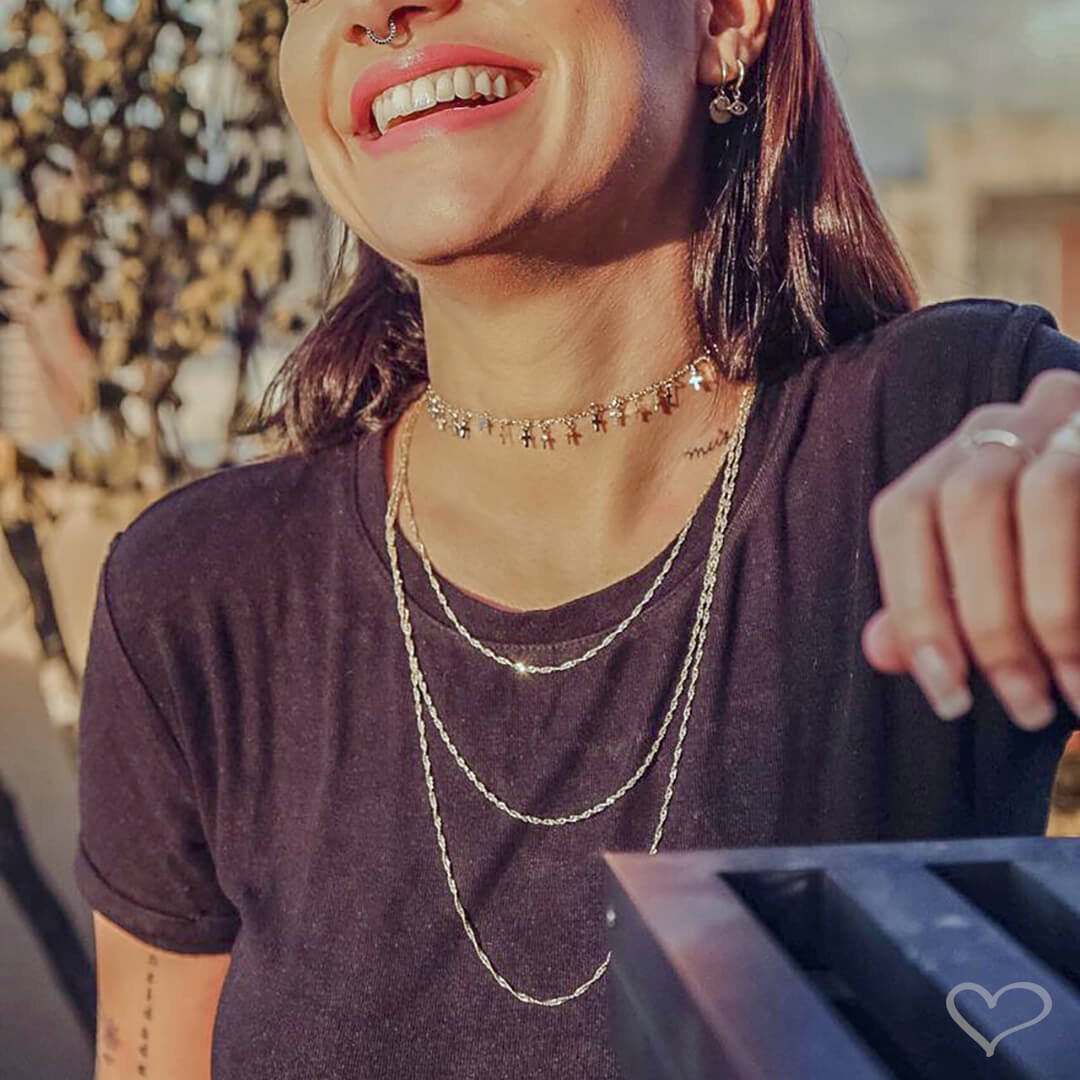 COLAR 3 VOLTAS AMELIA FOLHEADO A OURO 18K PIUKA Dourado 3