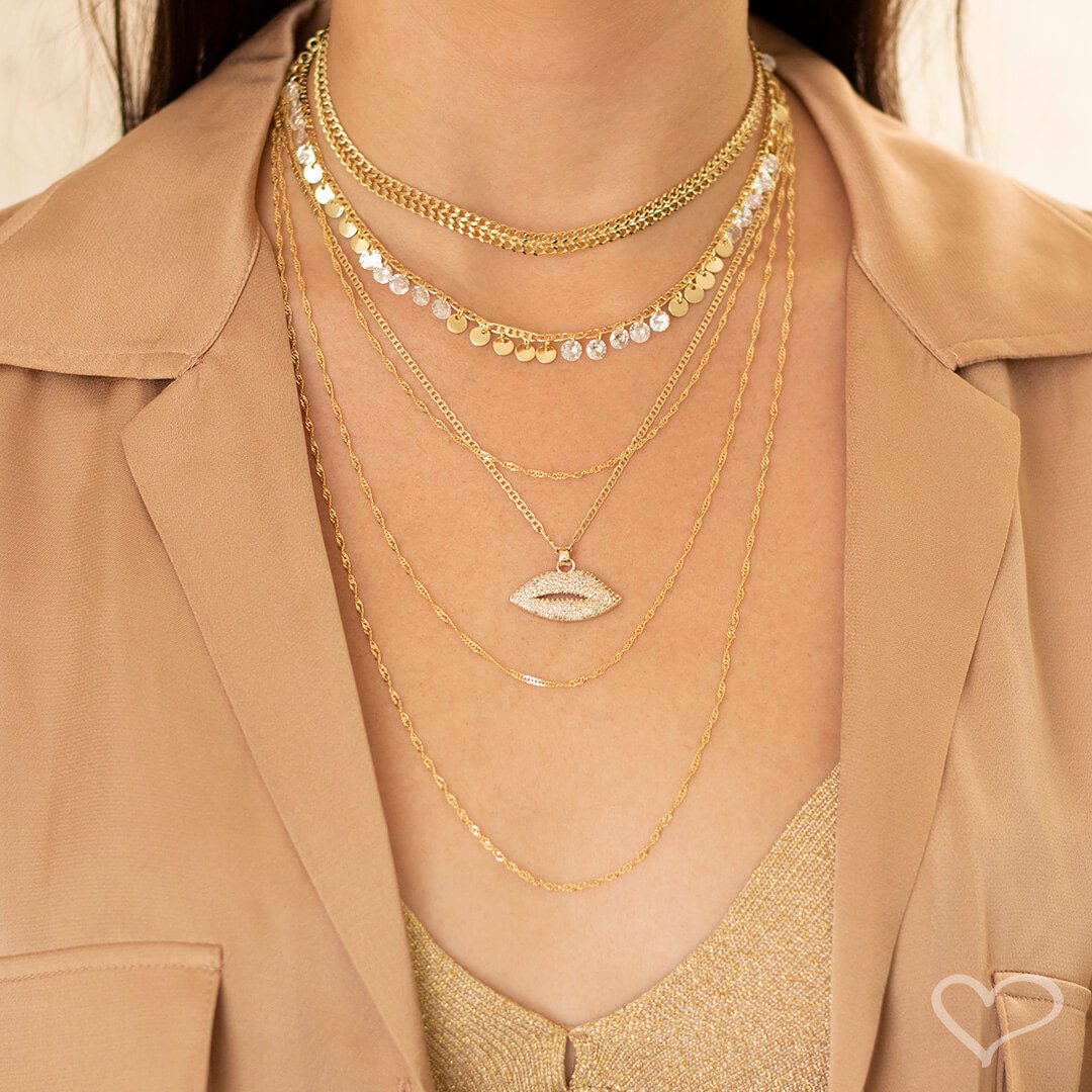 COLAR 3 VOLTAS AMELIA FOLHEADO A OURO 18K PIUKA Dourado 5