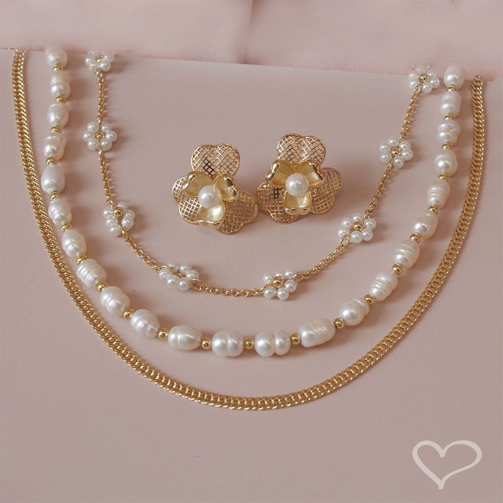 CHOKER FLOR MINI PÉROLAS FOLHEADO A OURO 18K ALICE Dourado 3