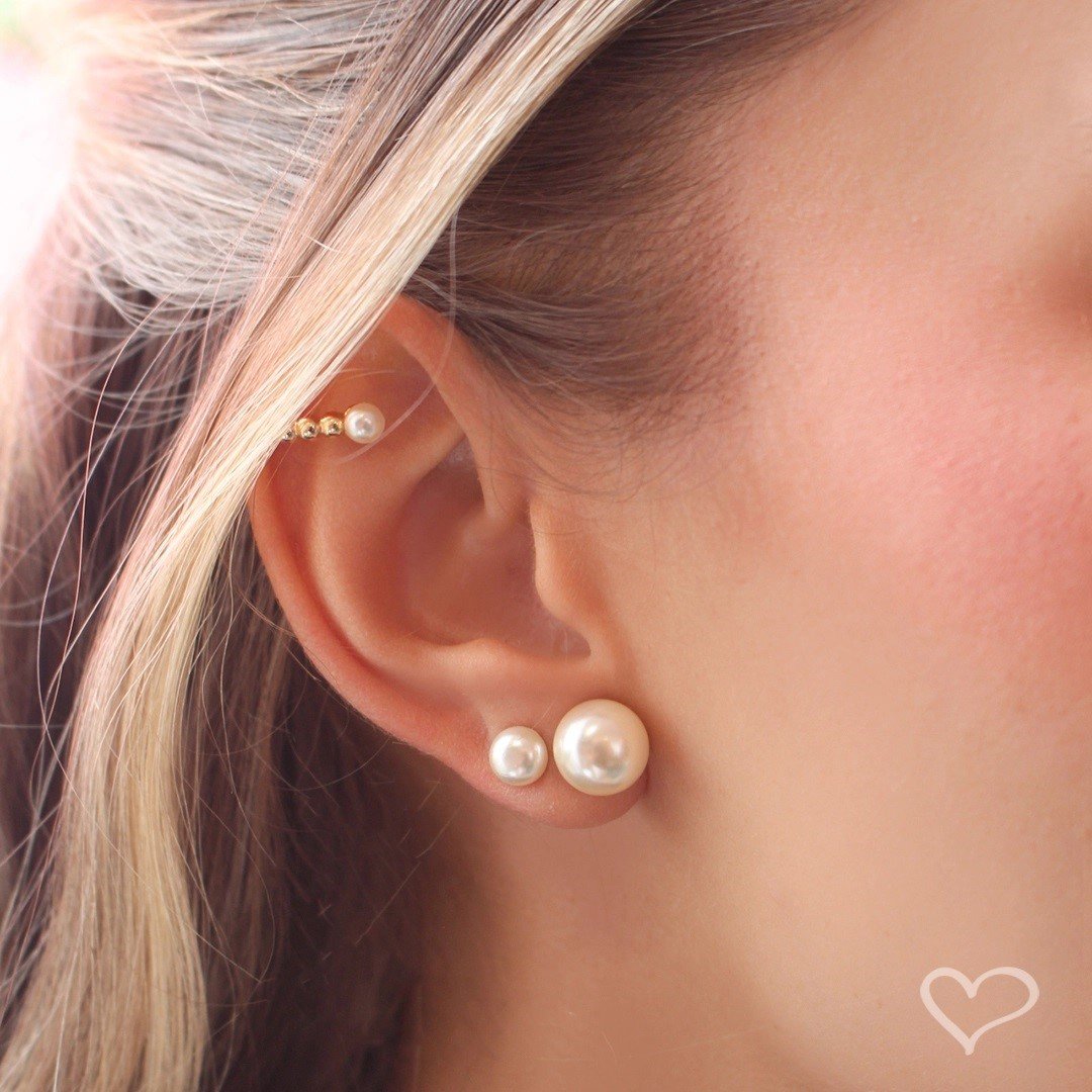 TRIO DE BRINCOS PÉROLAS FOLHEADO EM RÓDIO BRANCO