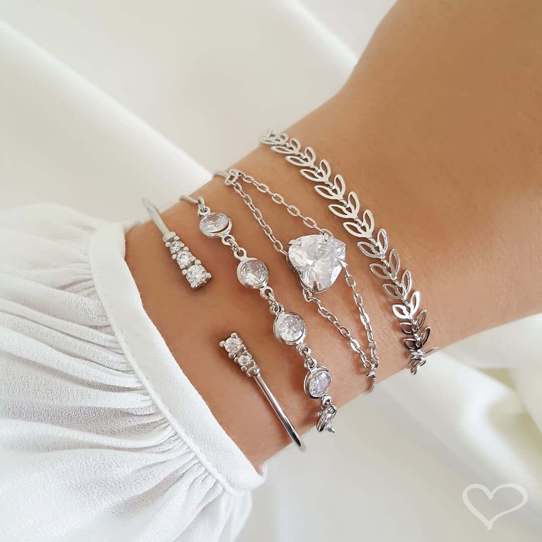 PULSEIRA AJUSTÁVEL FOLHEADA EM RÓDIO BRANCO CORAÇÃO ZIRCÔNIAS CRISTAL BREILA Prata 2