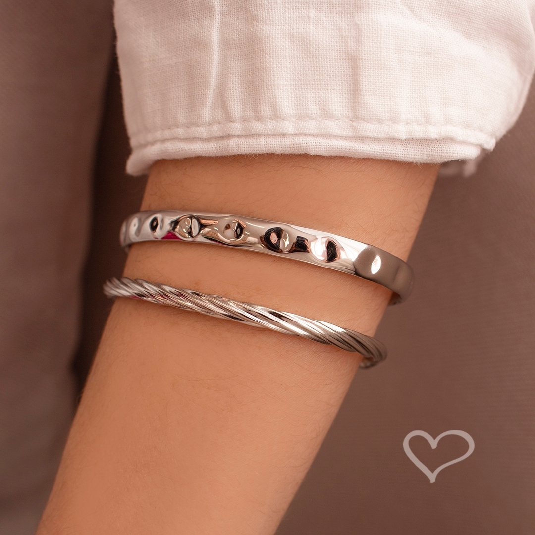 BRACELETE FEMININO FOLHEADO EM RÓDIO BRANCO TRABALHADO ELISE Prata 2