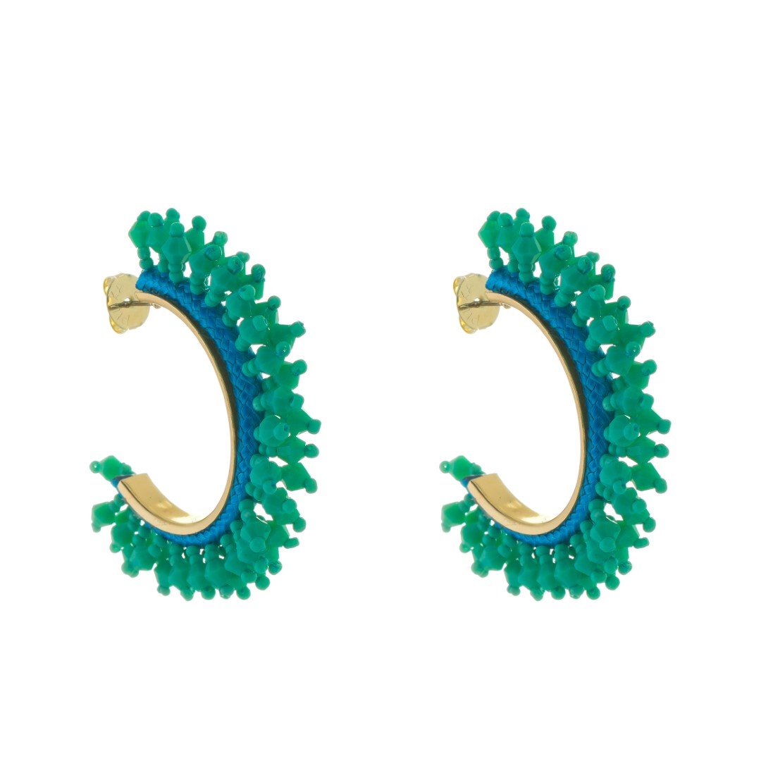 BRINCO DE ARGOLA DEMY CRISTAIS E MIÇANGAS VERDE