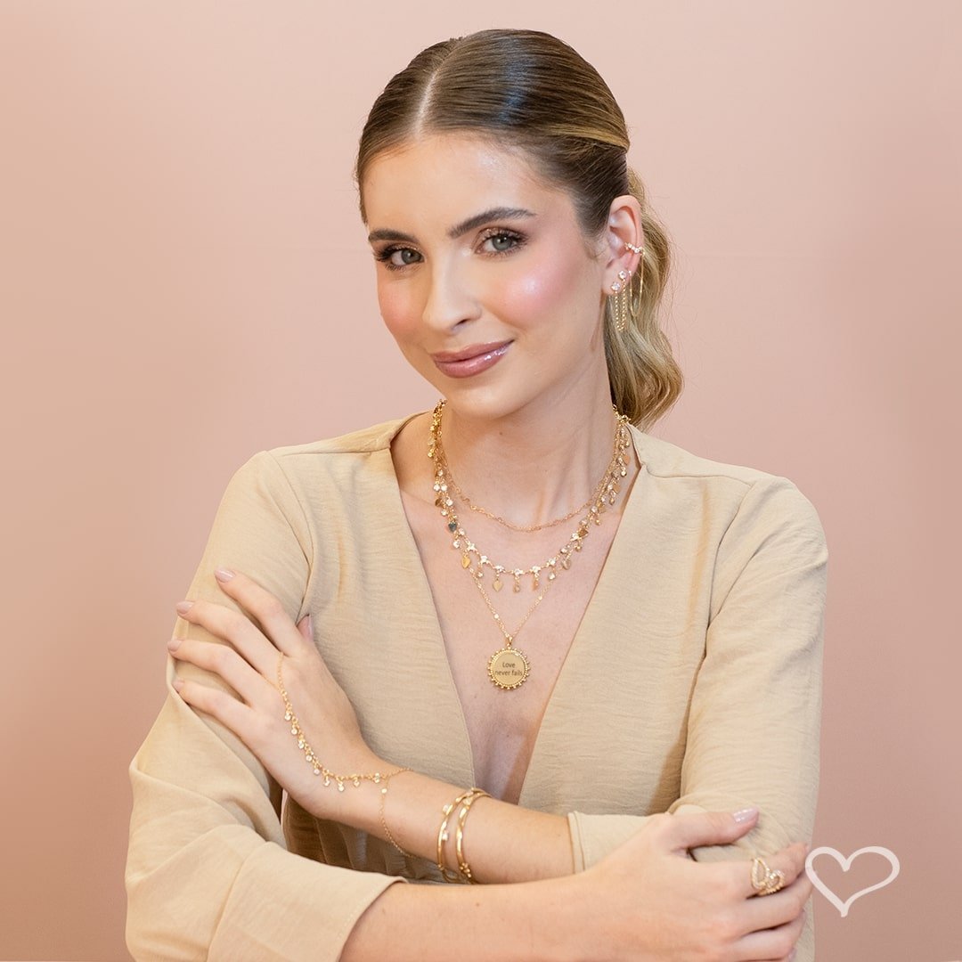 PULSEIRA DE MÃO ALICE ZIRCÔNIAS FOLHEADA A OURO 18K Dourado 3