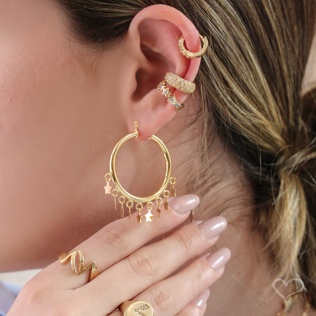 BRINCO DE ARGOLA YASMIN ESTRELAS FOLHEADO A OURO 18K Dourado 3
