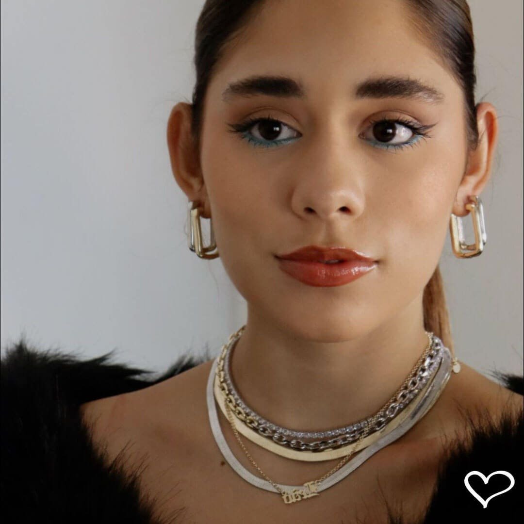 BRINCO RETANGULAR HELENA G FOLHEADO EM RÓDIO BRANCO Rodio Branco 2