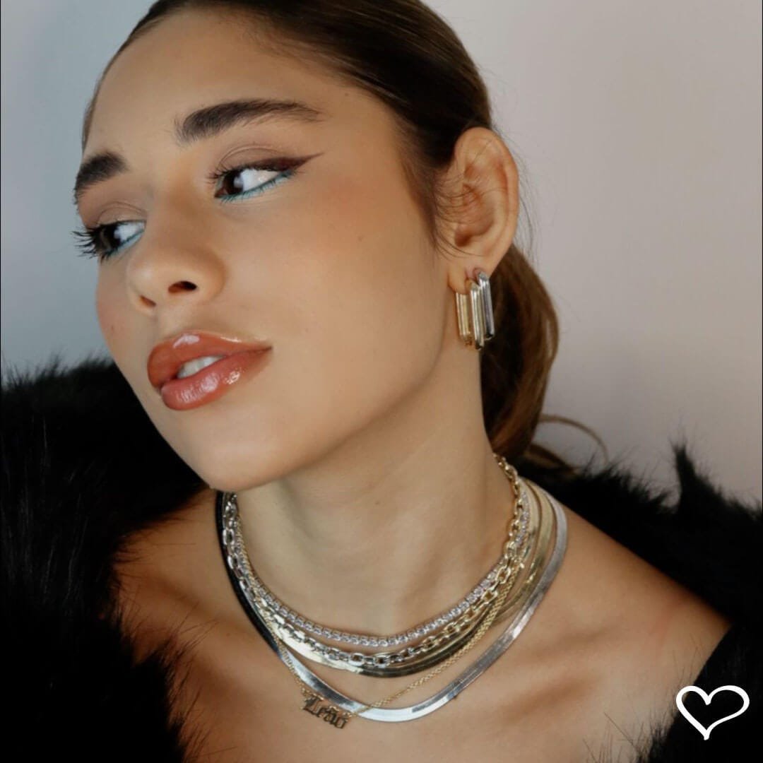 BRINCO RETANGULAR HELENA G FOLHEADO EM RÓDIO BRANCO Rodio Branco 3