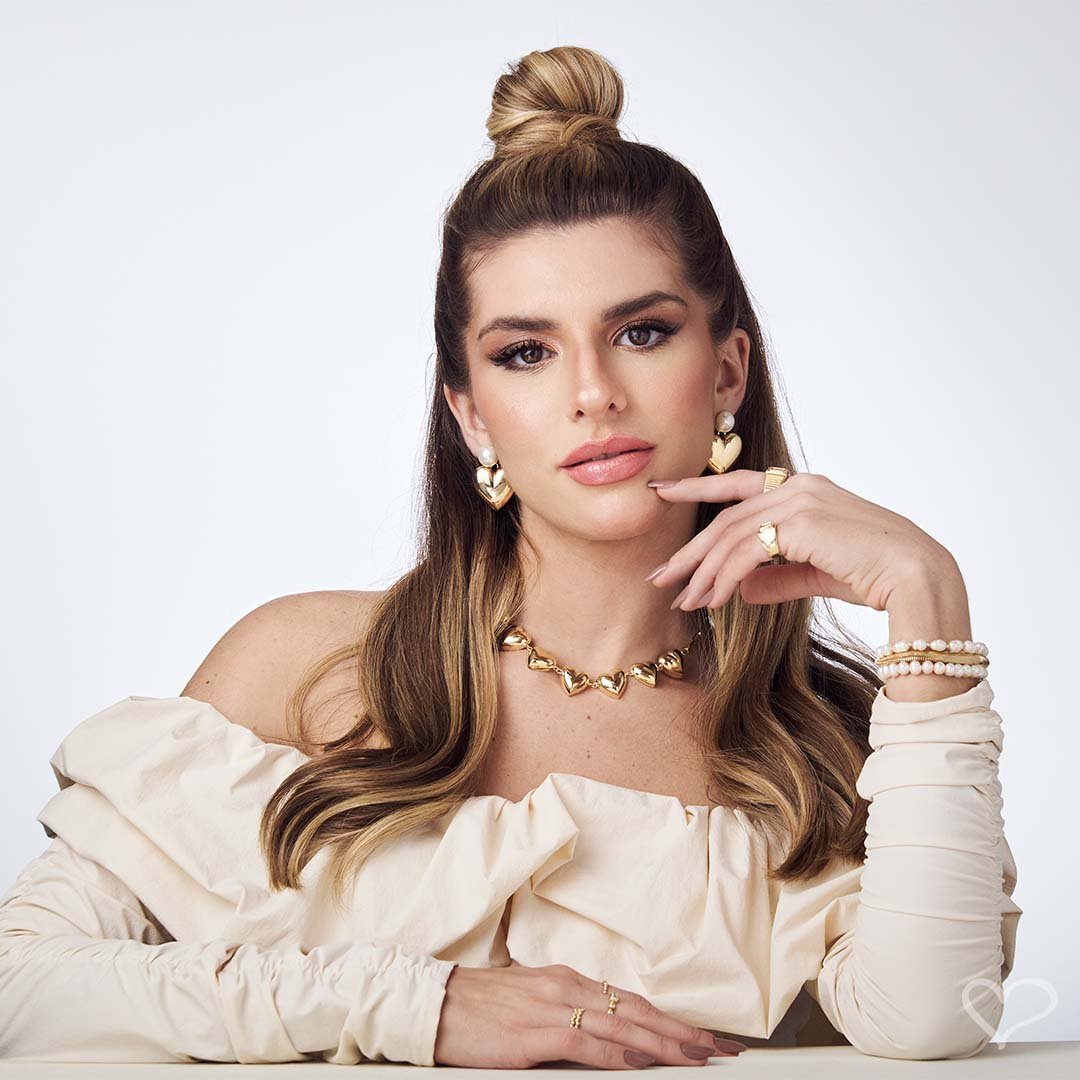 BRINCO DE CORAÇÃO HELENA PÉROLA FOLHEADO A OURO 18K Dourado 4