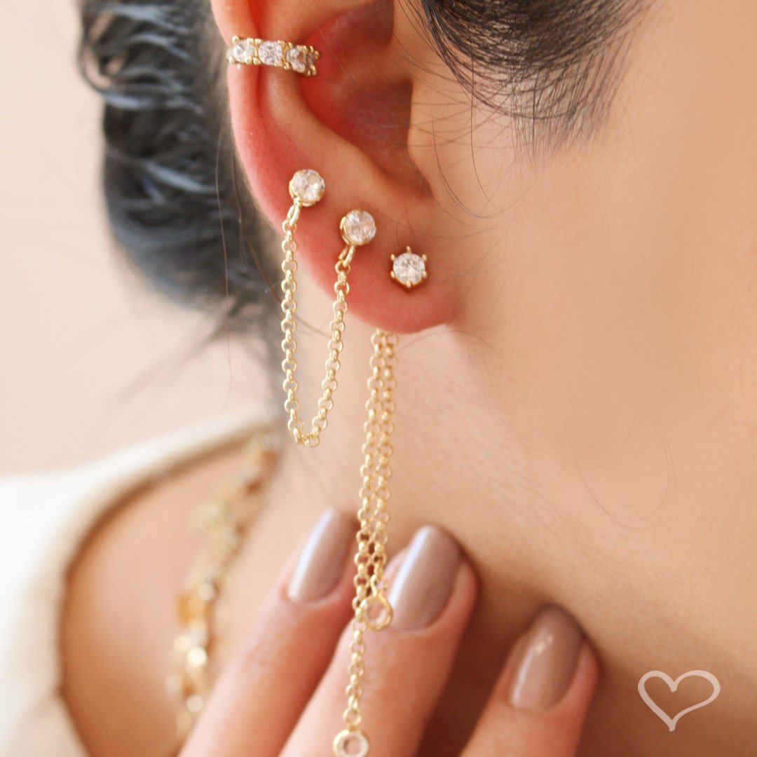 BRINCO EAR LINE LYNA PONTO DE LUZ ZIRCÔNIAS FOLHEADO A OURO 18K Dourado 5