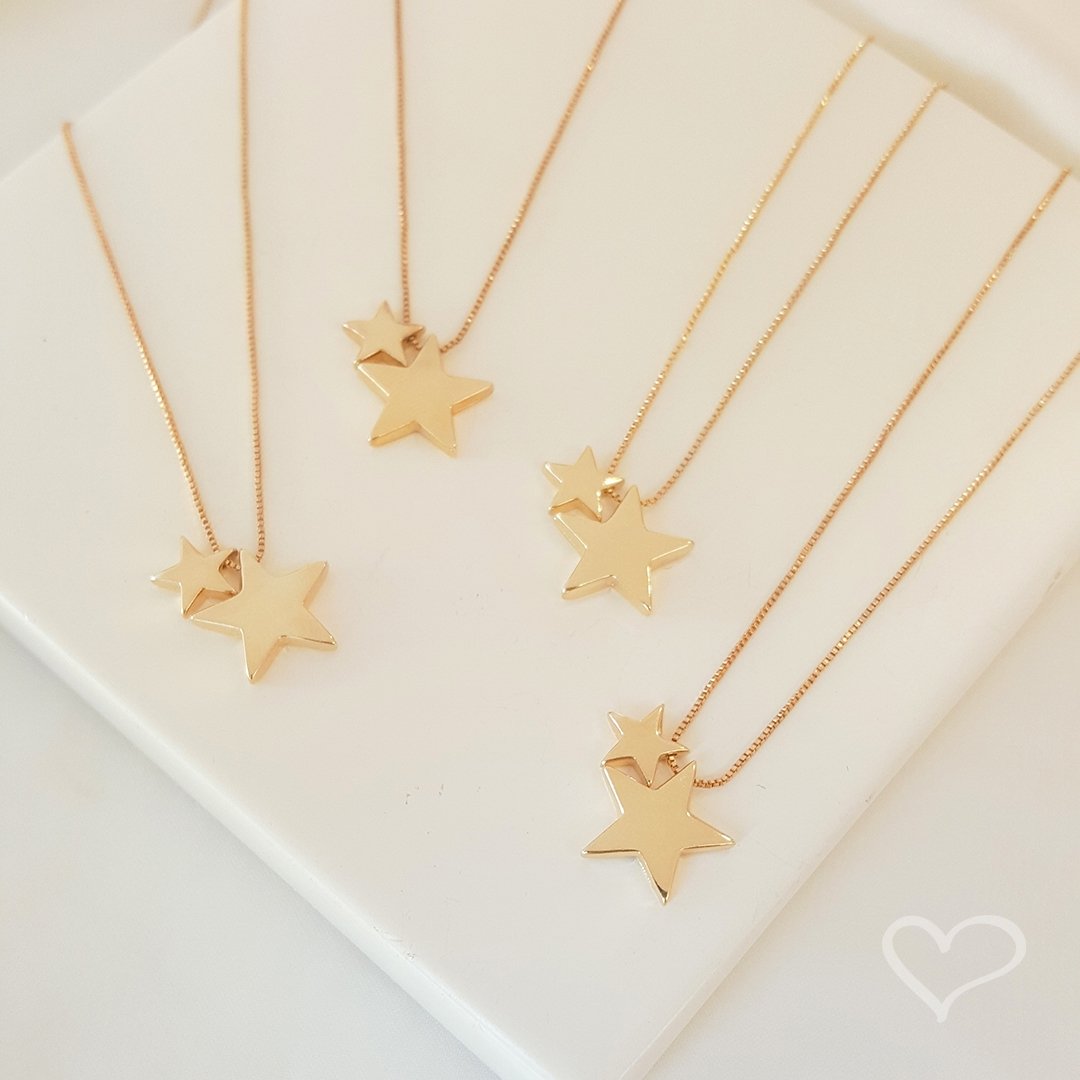 COLAR PIUKA AMY DUAS ESTRELAS METAL FOLHEADO A OURO 18K Dourado 4